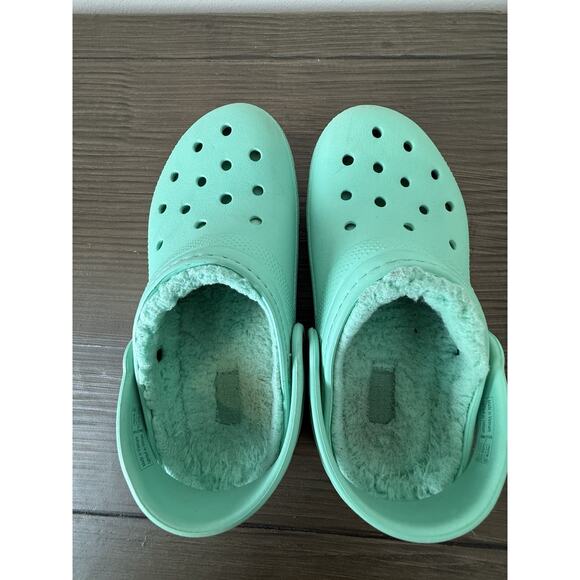 Crocs Mint Green Lined Size Junior 2 Clogs Kids - Picture 5 of 6